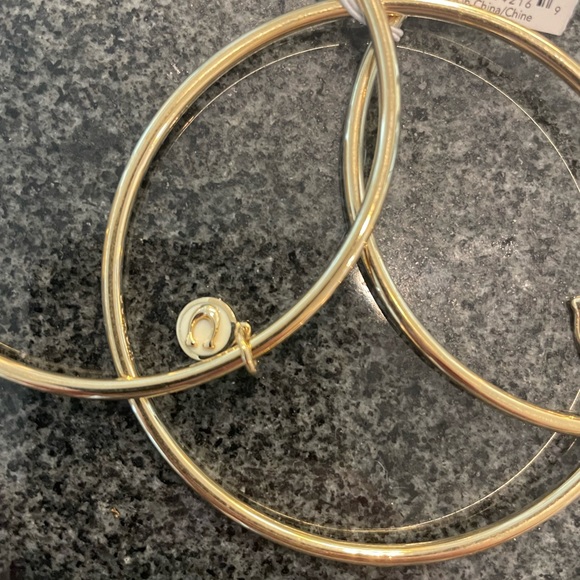Coach Hold Bangle Bracelet Set NWT - Picture 2 of 4